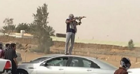 "سبق" تكشف تفاصيل فيديو المفحط مُطلق النار في القصيم