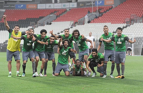 بالصور .. الأخضر ينهي استعداداته لـ"الإمارات" باللياقة والتكتيك