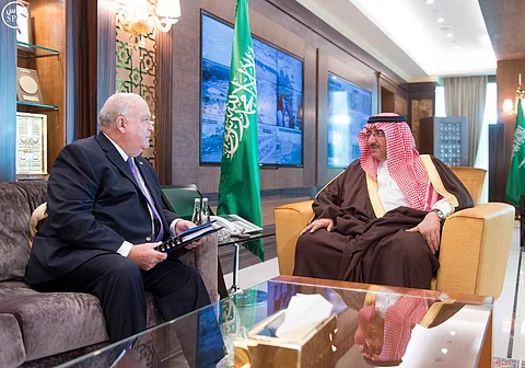 ولي العهد يستقبل السفير الأمريكي بالرياض