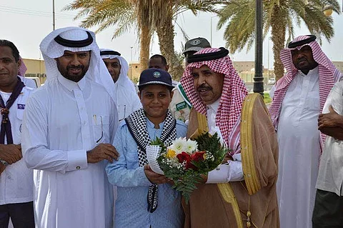 "محافظ القنفذة" يدشن المشروع الوطني الكشفي لحماية البيئة ونظافتها