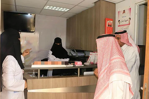 إطلاق عيادة الكشف المبكر عن سرطان الثدي بمستشفى الدوادمي
