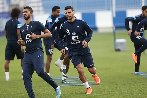 الهلال: آلام الركبة تمنع الفرج من مواجهة الخليج
