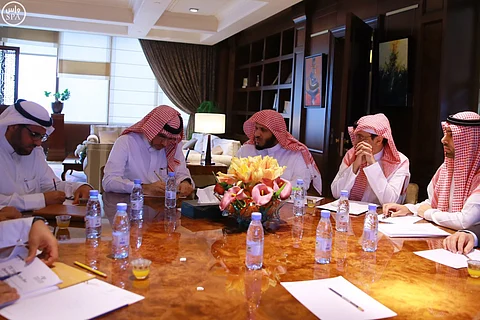 عقب التوجيه السامي.. "العيسى" يطّلع على خيارات التشغيل لشركة "تطوير" للنقل