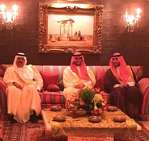 "متعب بن عبدالله" يعزي في وفاة الشيخ محمد بن غشيان
