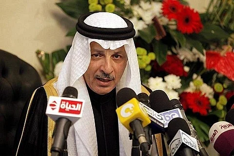 "القطان" يدشن "وسماً" بمناسبة زيارة خادم الحرمين للقاهرة