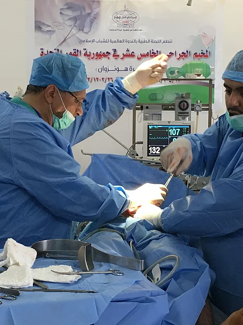الندوة العالمية تنظم المخيم الجراحي الـ 15 في جزر القمر