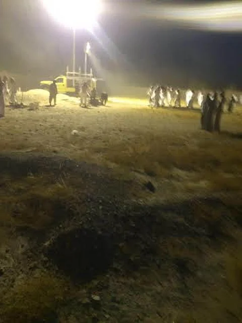 شاهد.. كيف يساعد الدفاع المدني بتبوك ذوي الموتى
