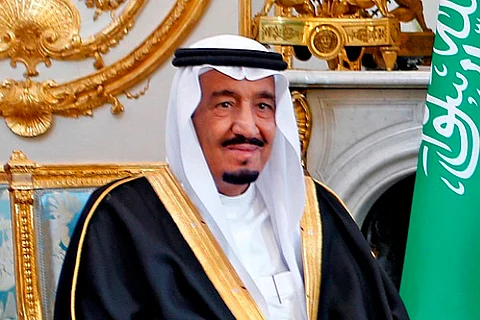 خادم الحرمين يستقبل وزراء الشباب والرياضة بدول مجلس التعاون