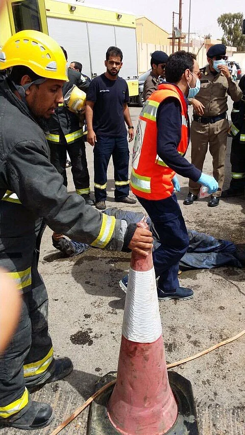 سقوط وافديْن داخل بركة صرف بحي المساعدية بعرعر