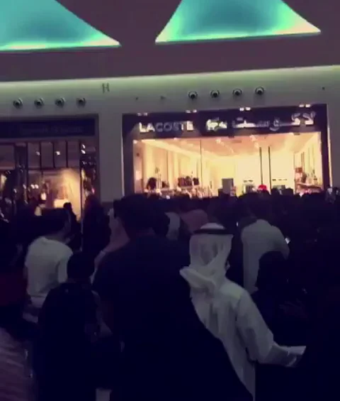 هيئة الأمر بالمعروف توقف خبيرة ماكياج كويتية في مجمع الظهران