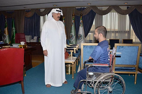 وزير الحرس يوجّه بتعيين شاب جامعي من ذوي الاحتياجات الخاصة