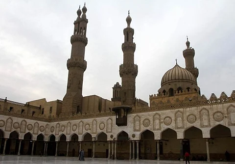 "الأزهر الشريف".. أثر شيعي تحول لمنارة للمذهب السني.. الملك يصلي فيه غداً