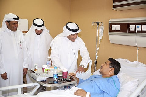 "الضويلع": سندعم الاستثمارات الوطنية في الرعاية الصحية