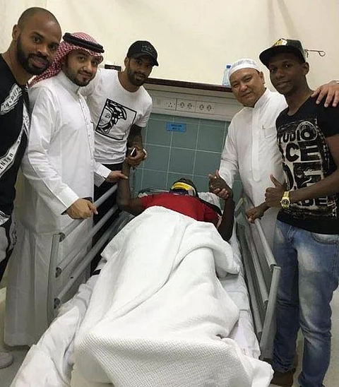 بالصور.. نجاة لاعبي الوحدة من الموت بعد حادث مروري مروّع