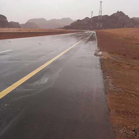 بعد تحذيرات الأرصاد.. الأمطار تبدأ بـ"حقل".. غيوم وغبار بالطريق