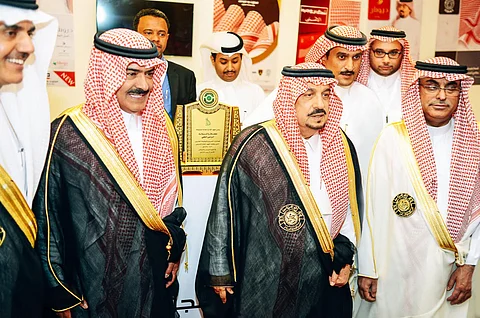 أمير الرياض يؤكد أهمية دعم مجموعة "عجلان وإخوانه" المتواصل لتوطين الوظائف