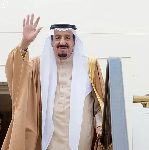 خادم الحرمين يغادر أنقرة متوجهاً إلى إسطنبول لحضور قمة التعاون الإسلامي