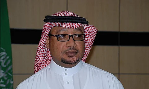 بعد جولات متابعة مفاجئة .. "الرويلي" يعفي 3 مديري مراكز صحية بالجوف