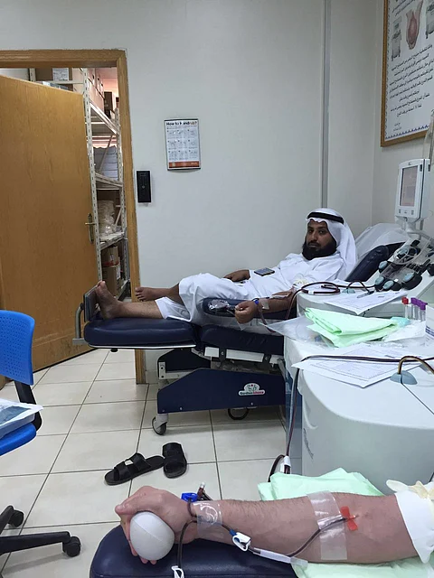 منسوبو دار الرعاية الاجتماعية بالرياض يتبرعون بدمائهم لأحد النزلاء