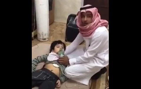 بالفيديو.. "العنزي" يناشد علاج ابنه بالخارج بعد اعتذار مستشقيات السعودية