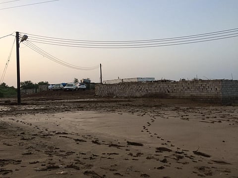 أهالي "حنقفة" و"قلبية" المحاصَرون منذ 3 أيام يناشدون إغاثتهم