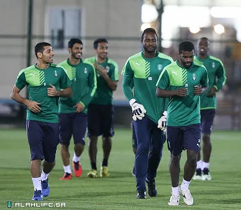 جروس يشيد بلاعبي الأهلي .. ويبدأ الاستعداد لـ"الجيش"