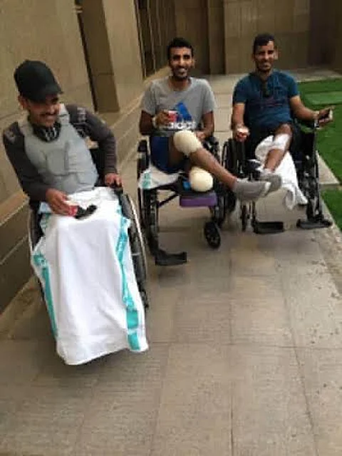 "سبق" تكشف تفاصيل صورة الجنود السعوديين فاقدي الأطراف.. ابتسامات وتضحيات رغم الإصابات
