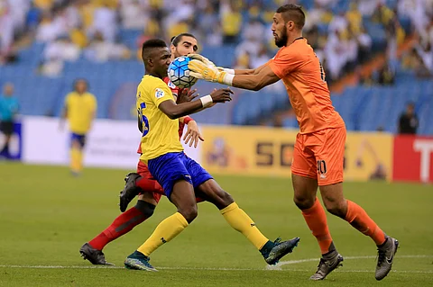 النصر يسعى للحاق بالمقدمة.. والاتحاد يرفع شعار الفوز