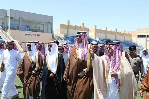 الرئيس العام لرعاية الشباب يفتتح منشأة نادي الباطن