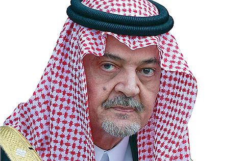 أبناء "الفيصل" يشكرون خادم الحرمين على رعايته المؤتمر الدولي لتكريمه