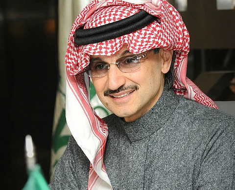 الوليد بن طلال يهنئ الأهلاويين باللقب ويكافئهم بمليون ريال
