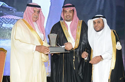 بالصور.. جامعة الطائف تزف 9423 خريجاً وخريجة