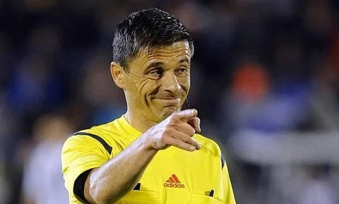 صافرة صربية لموقعة الهلال والأهلي وتشيكية للاتحاد والنصر