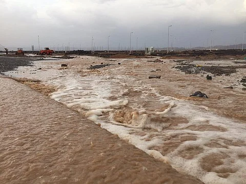 الأمطار تتواصل بالقصيم.. و"الأرصاد" تحذّر: برد ورياح تدوم لـ11 مساءً