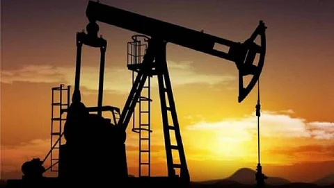 رويترز: السعودية ستزيد إنتاجها النفطي.. لن تغرق السوق العالمي