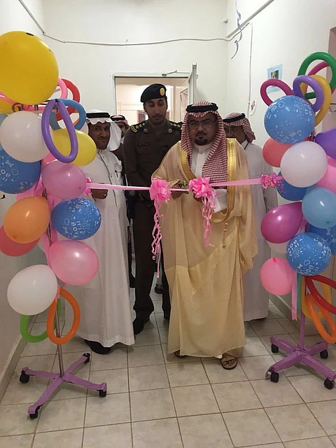 محافظ غامد الزناد يدشن الأسبوع العالمي للتحصين