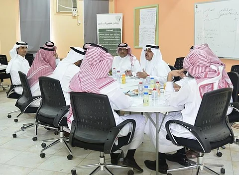 تعليم تبوك ينظم ورشة عمل للأمن المدرسي ومطالبات بحرّاس أمن أثناء الدوام