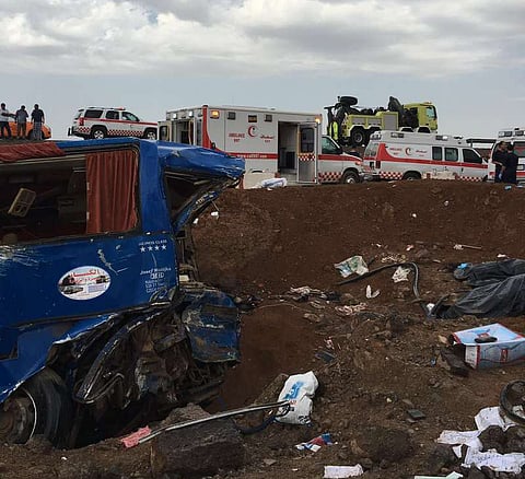 الحسين: سنكشف عن أسباب حادثة حافلة طريق الهجرة بعد التحقيقات
