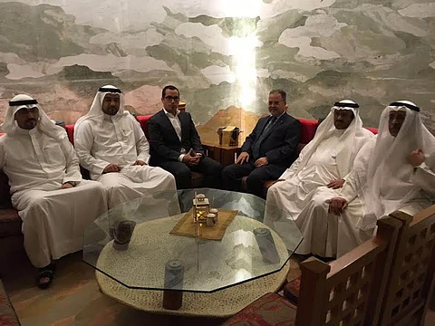 الأحواز واليمنيون يواجهون التمدد الفارسي.. لقاء في الكويت يهز الاحتلال والتخريب