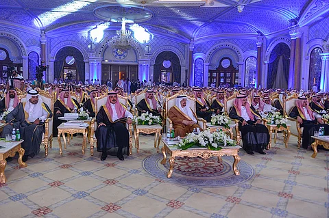 بالصور.. أمير الرياض يرعى حفل جائزة عجلان وإخوانه لتكريم الطلاب المتفوقين