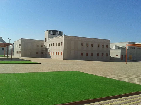 2400 مشروع مدرسي للبنين والبنات بمختلف المناطق