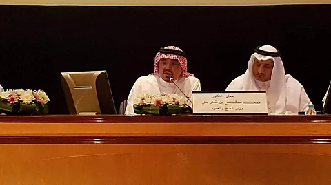 وسط منسوبي الوزارة.. "بنتن" يطّلع على خطة الحج ويؤكد تفعيل المبادرات