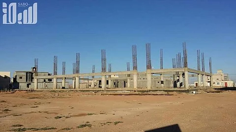 بعد تقرير "سبق" الموثق.. "العيسي" يسحب مشاريع تعليمية متعثرة في شقراء