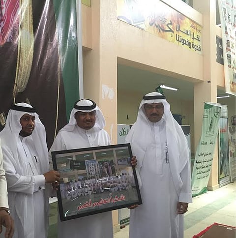 احتفالية تكريم وتوديع لمنسوبي مدارس أضم