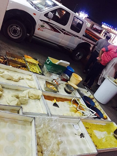 ضبط لحوم فاسدة ودجاج في مواقع سيئة التخزين بمطاعم "عشيرة الطائف"