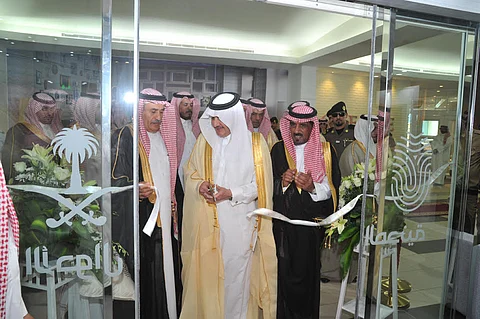 أمير الشرقية لمنسوبي "الأحوال": أوصيكم برحابة الصدر وطلاقة الوجه