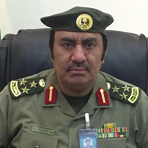 جوازات مطار الرياض تحبط محاولة سفر وافد مطلوب لجهة أمنية