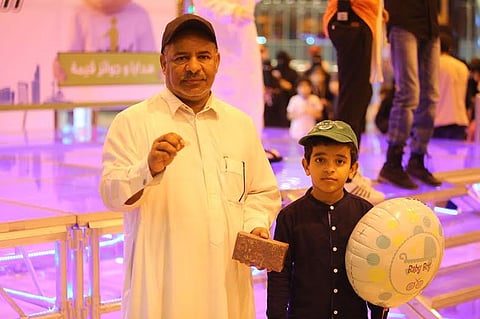 الدمام.. "5 هللات" تجلب الحظ لـ"عسيري" في "سفير إماطة"