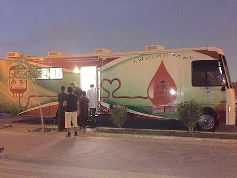 "مستشفى الملك سلمان" ينفذ حملة للتبرع بالدم بالحدائق العامة