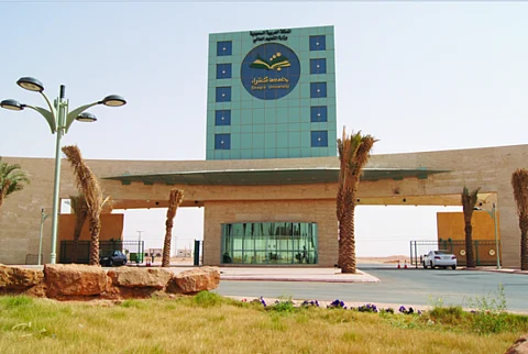 جامعة شقراء: فتح باب القبول لغير السعوديين حتى 24 رمضان
